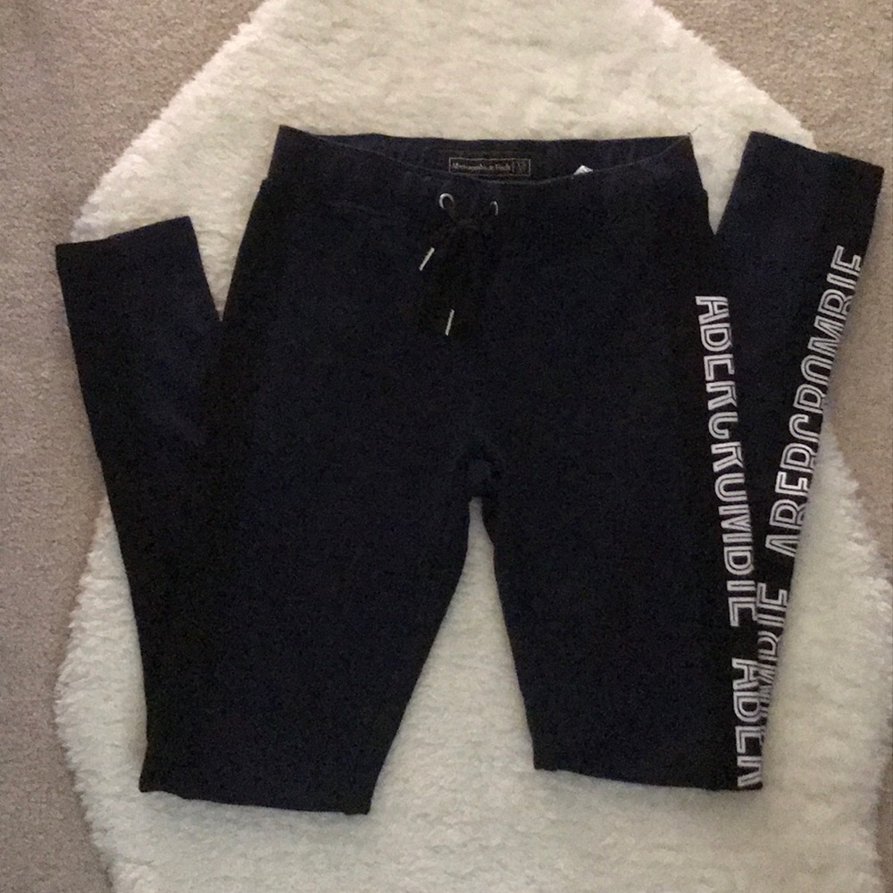 NWOT A&F Navy Blue Striped Lettering Jogger Leggings